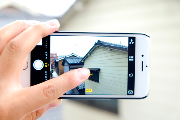 タッチしてピントは合わせる