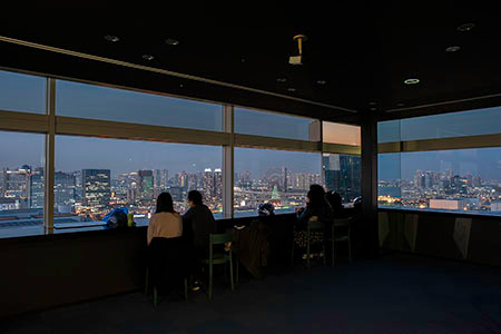 「お台場レインボー花火」穴場_混雑_駐車場は_テレコムセンター展望台内