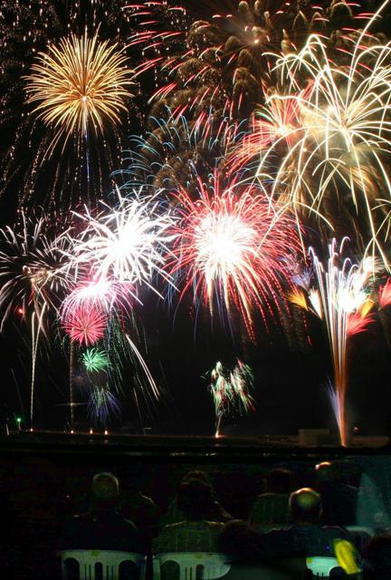 熱海海上花火大会が見られるホテル・旅館16選_旅館立花屋上席03