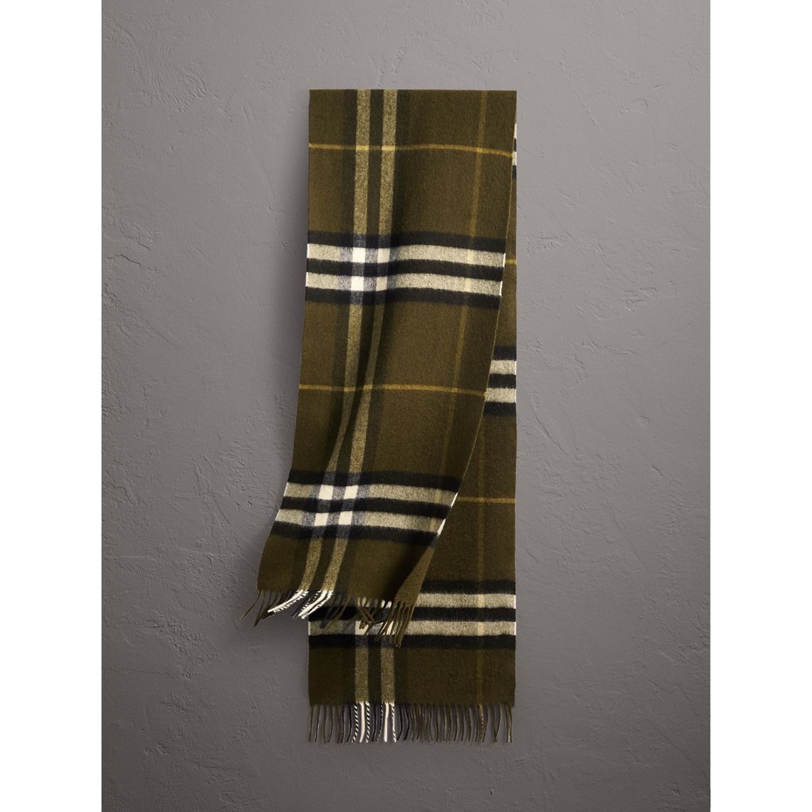 勤労感謝の日のプレゼントランキング_バーバーリーマフラー_クラシック チェック カシミアスカーフ