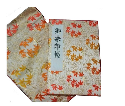 長谷寺,長谷寺鎌倉,長谷寺の御朱印,長谷寺の御朱印の種類,長谷寺の御朱印の受付場所,長谷寺の御朱印の受付混雑状況,長谷寺の御朱印の料金(値段I は？,長谷寺の御朱印帳の種類,長谷寺の御朱印帳のデザイン,長谷寺の御朱印帳の値段,「十一面大悲殿」の御朱印（坂東三十三観音霊場第4番札所の御朱印）,「十一面大悲殿」の御朱印（鎌倉三十三観音霊場第4番札所の御朱印）,「厄除け阿弥陀如来」の御朱印（鎌倉六阿弥陀霊場第2番札所の御朱印）,「出世開運大黒天」の御朱印（鎌倉江の島七福神の御朱印）,「弘法大師」の御朱印（弘法大師相模二十一ヶ所第12番札所の御朱印）,坂東三十三観音霊場第4番札所の御詠歌,唐草-緑色,もみじ-オレンジ色