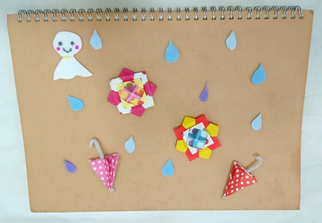 梅雨の折り紙の簡単な作り方集３４選！傘、あじさい、ブーツ、カエル他