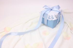 ホワイトデーとは?その意味と由来、なぜお返しするの?